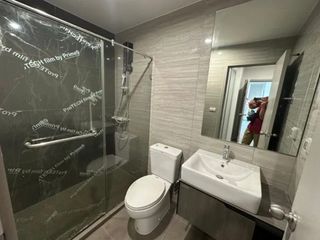 Condo en venta de 2 habitaciones en Bang Phlat, Bangkok