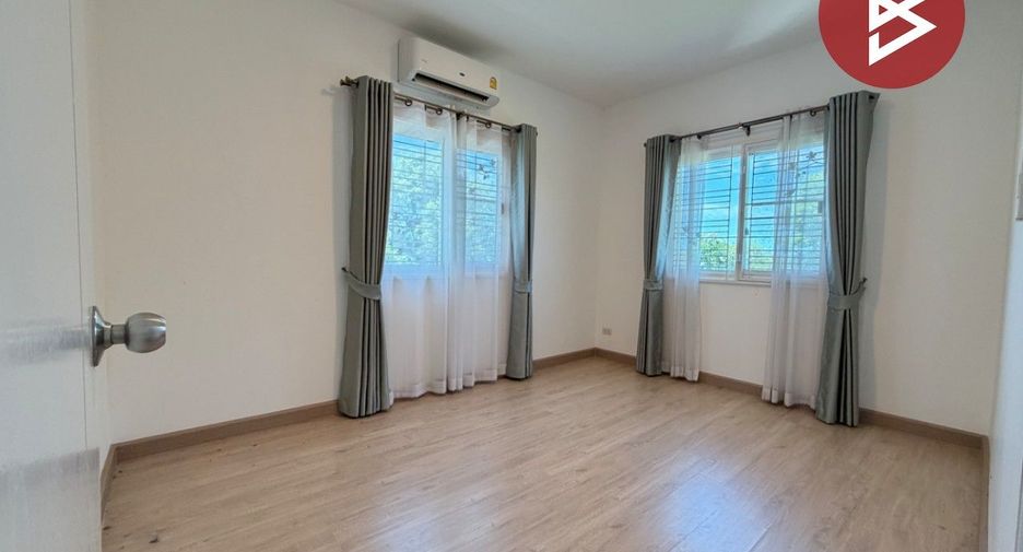 For sale 4 bedrooms house in Mueang Samut Prakan, Samut Prakan