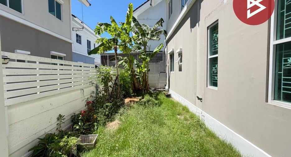 For sale 4 bedrooms house in Mueang Samut Prakan, Samut Prakan