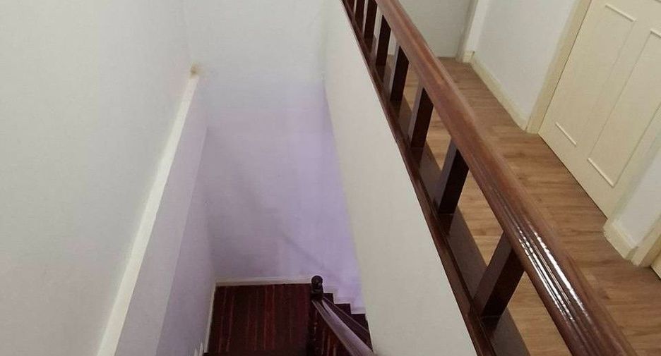 Продажа 3 спальни таунхаус в Bang Bua Thong, Нонтабури
