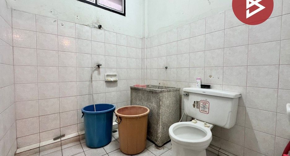 Продажа 3 спальни таунхаус в Si Racha, Чонбури