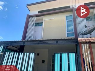 For sale 3 bedrooms townhouse in Bang Khae, Bangkok