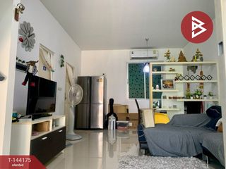 For sale 3 bedrooms townhouse in Bang Khae, Bangkok