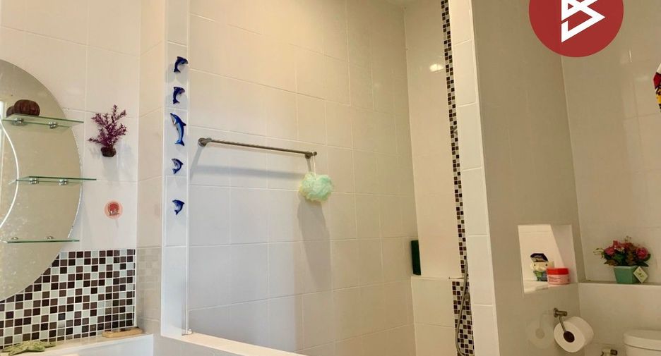 For sale 3 bedrooms townhouse in Bang Khae, Bangkok