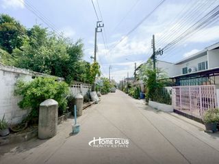 For sale 4 bedrooms townhouse in Bang Na, Bangkok