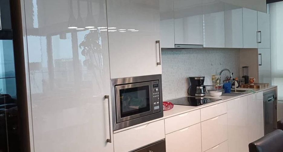 For sale 3 bedrooms condo in North Pattaya, Pattaya