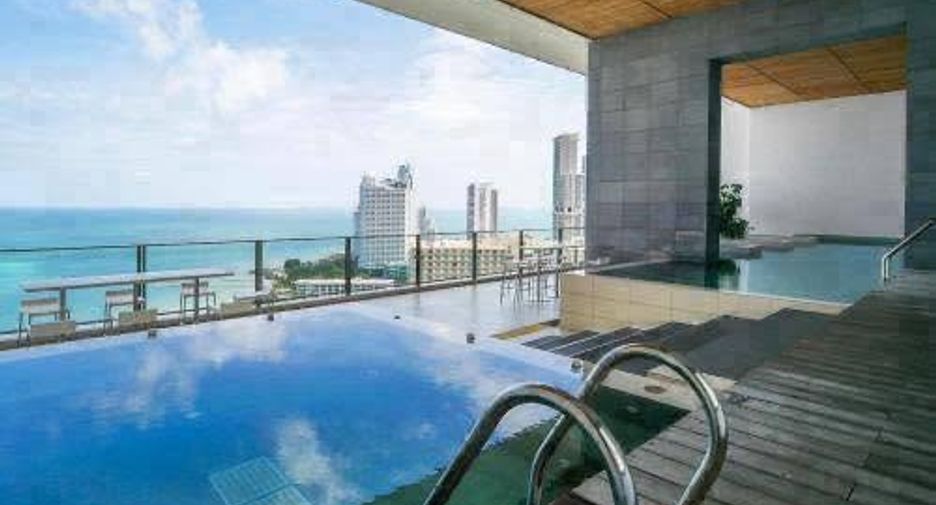 For sale 3 bedrooms condo in North Pattaya, Pattaya