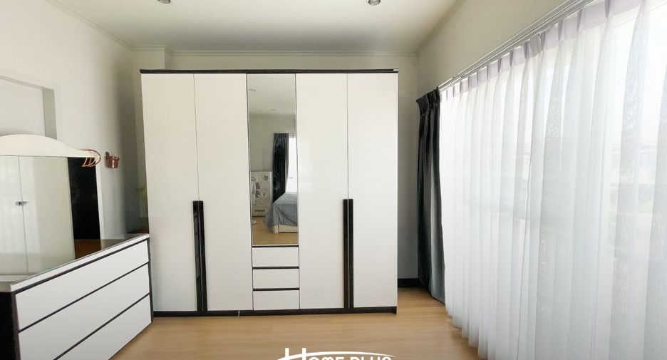 For sale 3 bedrooms house in Bang Phli, Samut Prakan