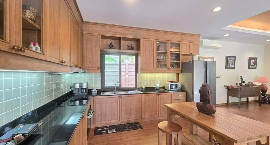 À vendre 3 chambres maison à Huay Yai, Pattaya