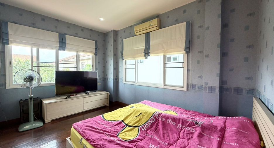 For sale 5 bedrooms house in Saraphi, Chiang Mai