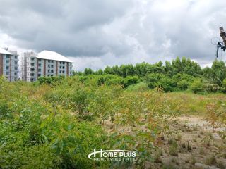 Terreno en venta en Si Racha, Chonburi