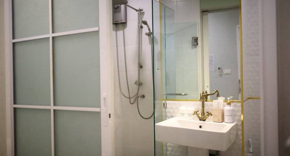 Casa adosada en venta de 5 habitaciones en Mueang Chiang Mai, Chiang Mai