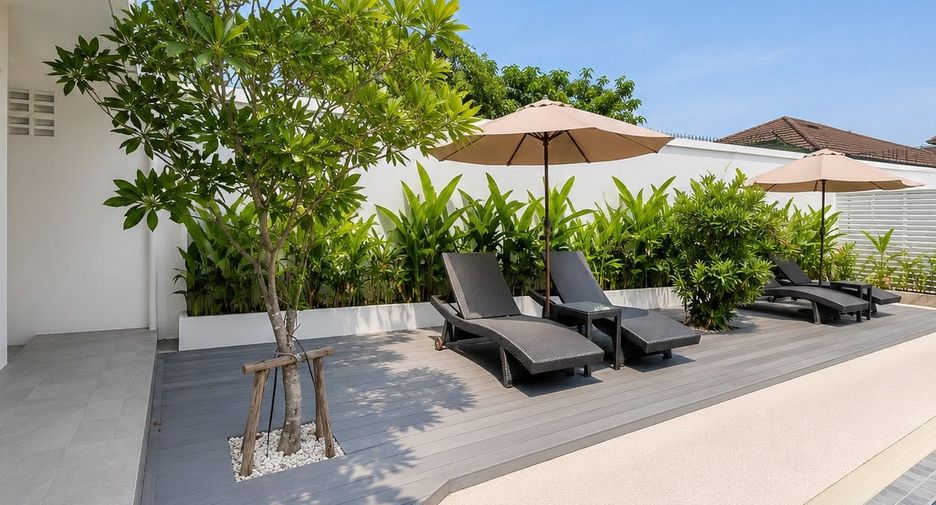 For rent 4 bedrooms villa in Bang Lamung, Chonburi