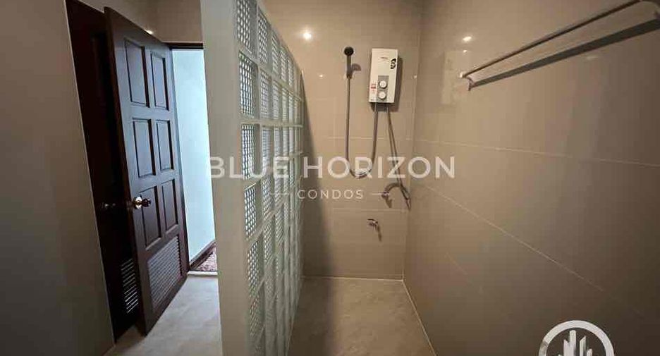 For sale 3 bedrooms house in South Pattaya, Pattaya