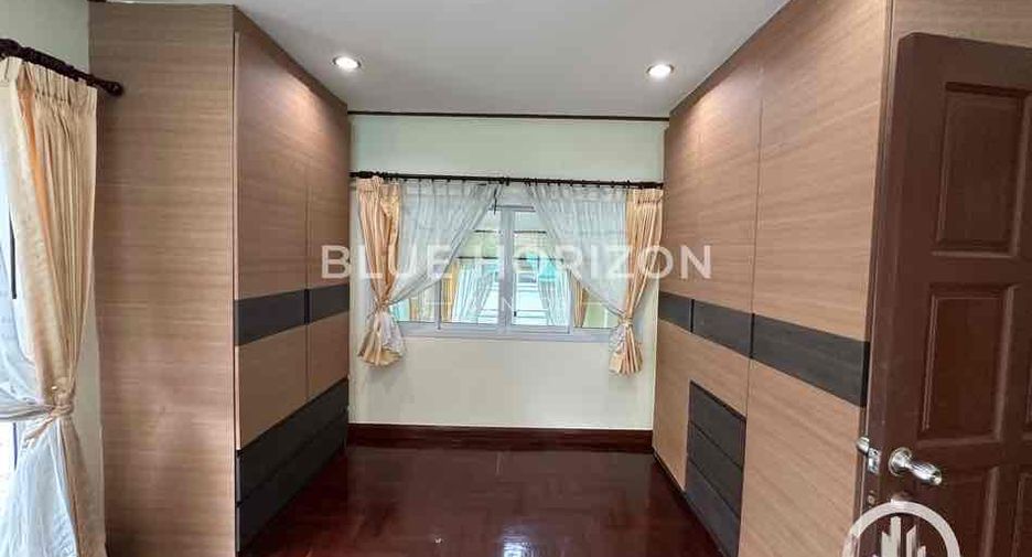 For sale 3 bedrooms house in South Pattaya, Pattaya