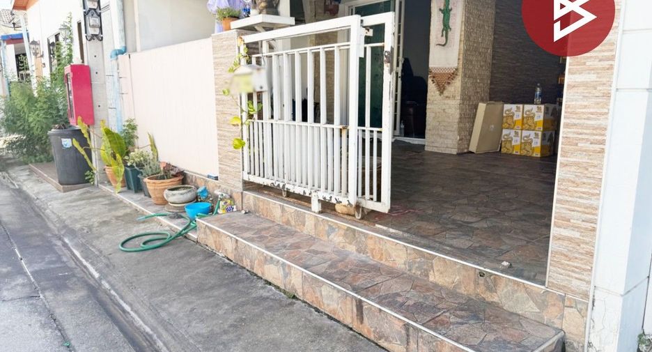 Продажа 3 спальни таунхаус в Mueang Chon Buri, Чонбури