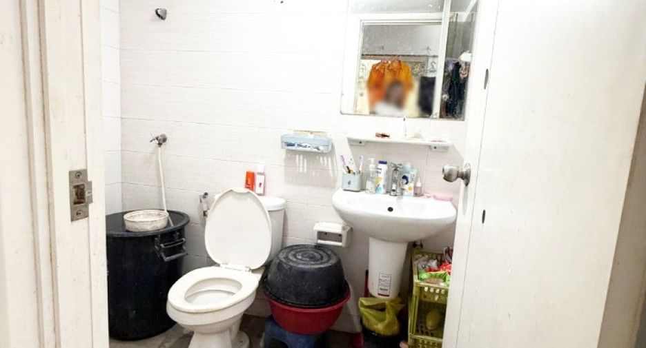 Продажа 3 спальни таунхаус в Mueang Chon Buri, Чонбури