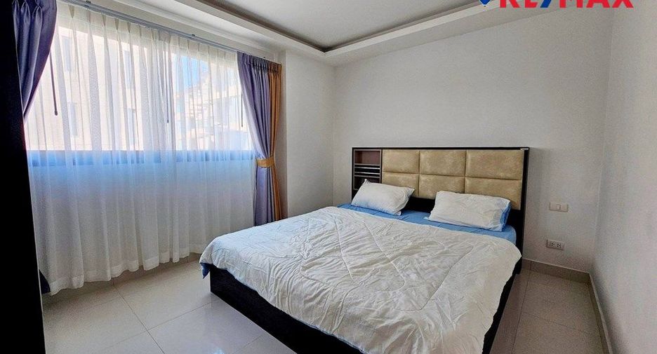For rent 2 bedrooms condo in North Pattaya, Pattaya