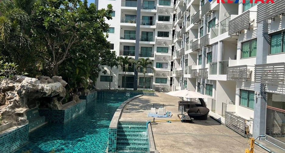For rent 2 bedrooms condo in North Pattaya, Pattaya
