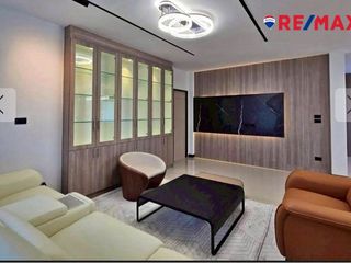 Casa en venta de 5 habitaciones en Bang Lamung, Chonburi