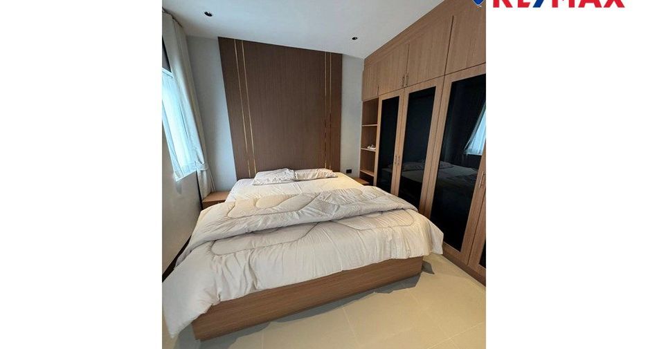 出售 5 卧室 独立屋 在 Pratumnak, 芭提雅