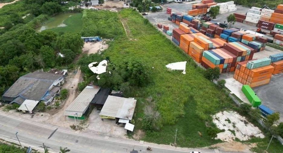 出售 土地 在 Si Racha, Chon Buri