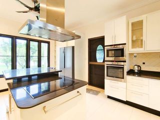 For sale 3 bedrooms villa in Cha Am, Phetchaburi