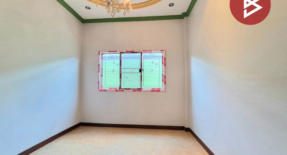 À vendre 3 chambres maison à Damnoen Saduak, Ratchaburi