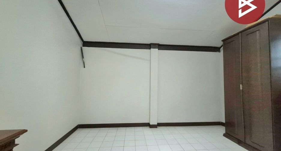 À vendre 3 chambres maison à Damnoen Saduak, Ratchaburi
