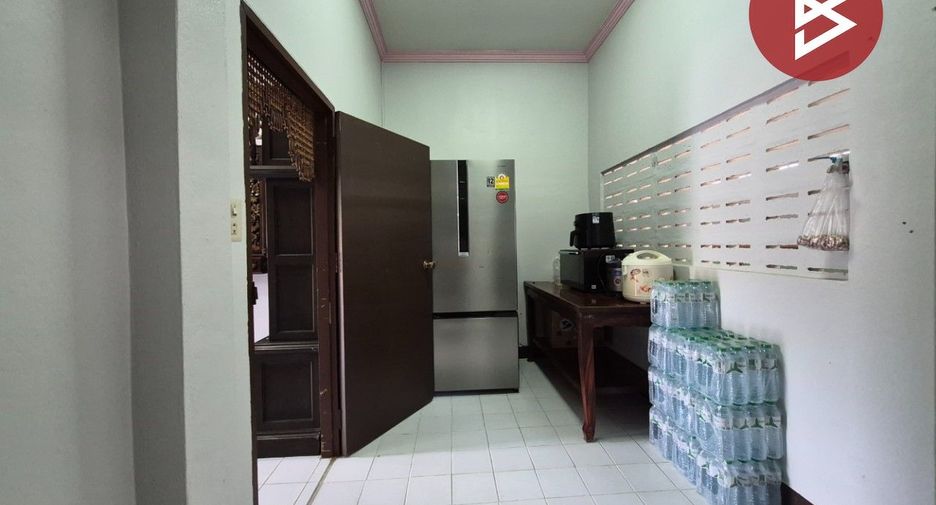À vendre 3 chambres maison à Damnoen Saduak, Ratchaburi