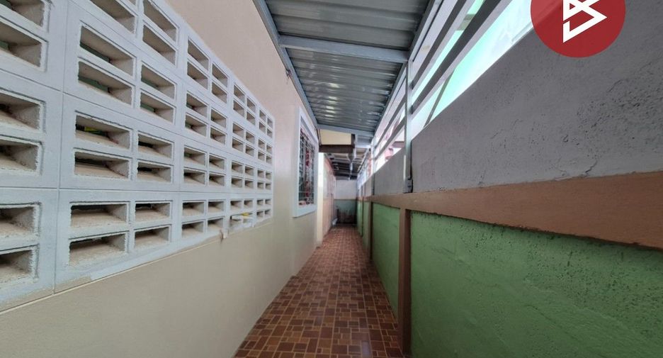 À vendre 3 chambres maison à Damnoen Saduak, Ratchaburi
