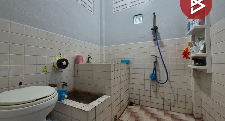 À vendre 3 chambres maison à Damnoen Saduak, Ratchaburi