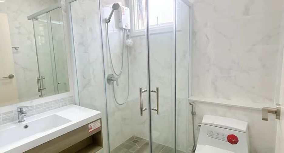 For rent 4 bedrooms house in Kathu, Phuket