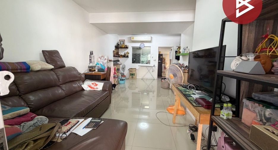For sale 3 bedrooms townhouse in Bang Khun Thian, Bangkok