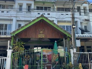 For sale 4 bedrooms townhouse in Pak Kret, Nonthaburi
