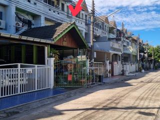 For sale 4 bedrooms townhouse in Pak Kret, Nonthaburi