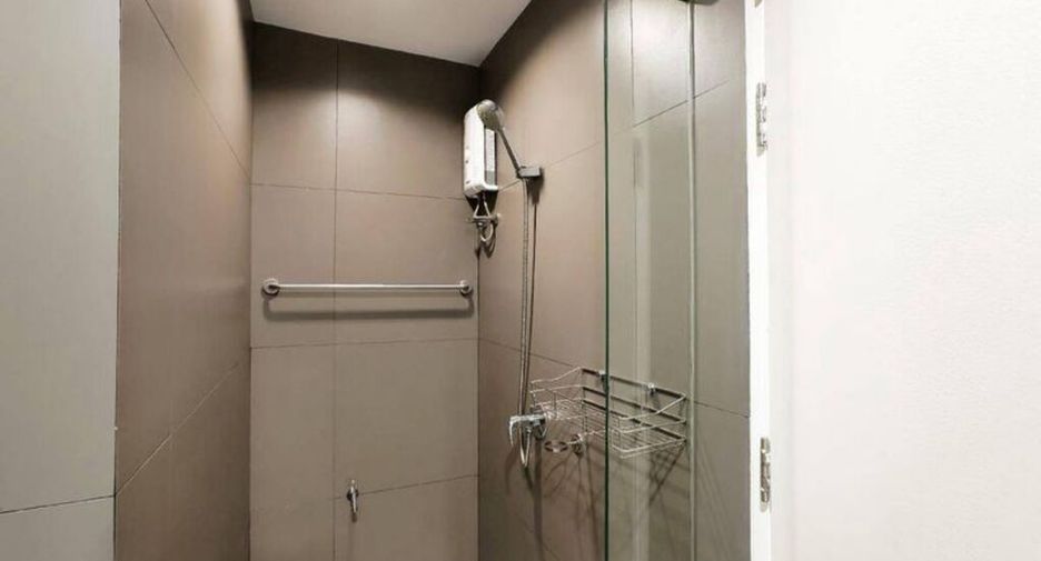 Condo en alquiler de 1 habitaciones en Watthana, Bangkok