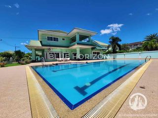 For rent 5 bedrooms villa in Bang Lamung, Chonburi