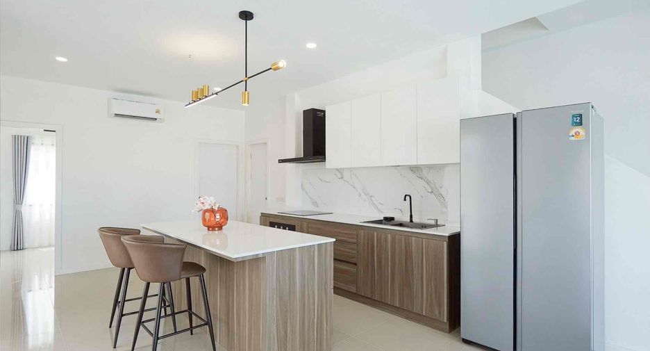 For sale 3 ベッドルーム villa in East Pattaya, Pattaya