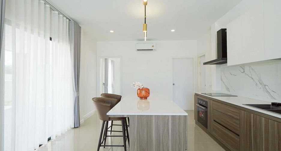 For sale 3 ベッドルーム villa in East Pattaya, Pattaya