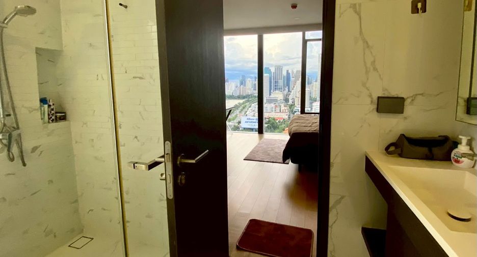 À louer 2 chambres condo à Khlong Toei, Bangkok