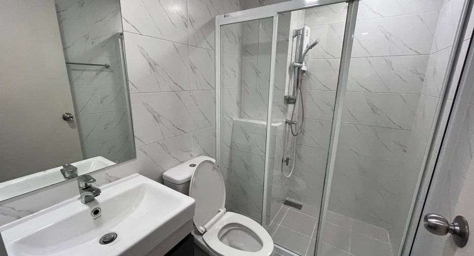 For rent 1 bed condo in Wang Thonglang, Bangkok