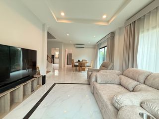 For sale 4 bedrooms house in Mae Rim, Chiang Mai
