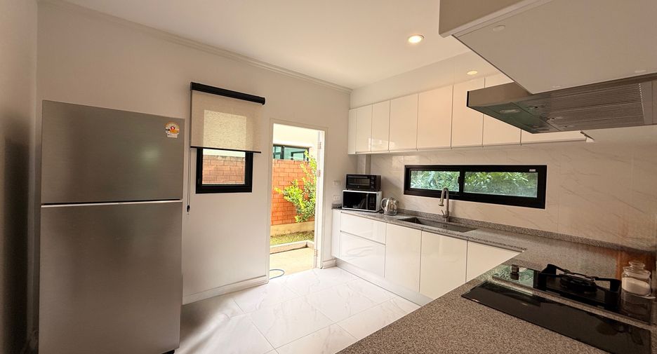 For sale 4 bedrooms house in Mae Rim, Chiang Mai