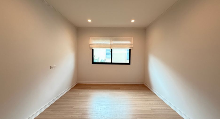 For sale 4 bedrooms house in Mae Rim, Chiang Mai