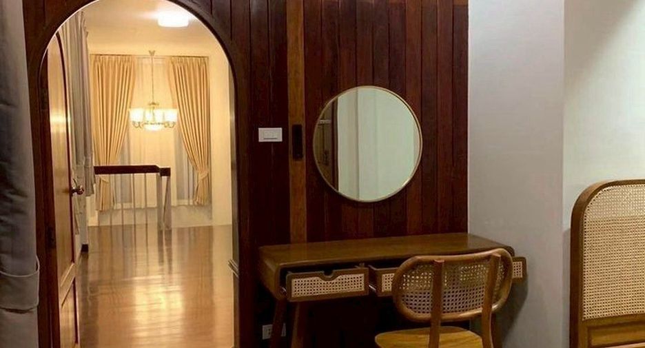 出租 4 卧室 独立屋 在 Ratchathewi, 曼谷