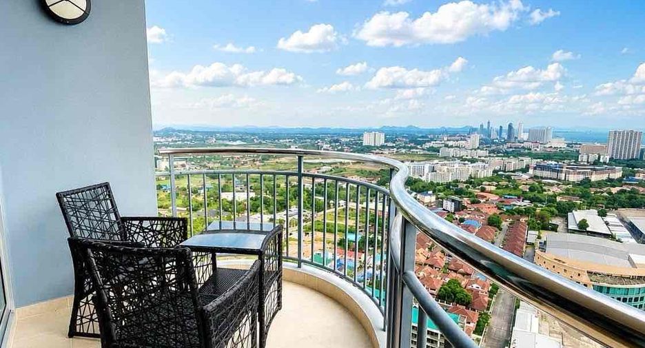 For rent 2 bedrooms condo in South Pattaya, Pattaya
