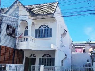 For sale 2 bedrooms townhouse in Mueang Samut Prakan, Samut Prakan