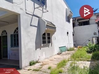 For sale 2 bedrooms townhouse in Mueang Samut Prakan, Samut Prakan