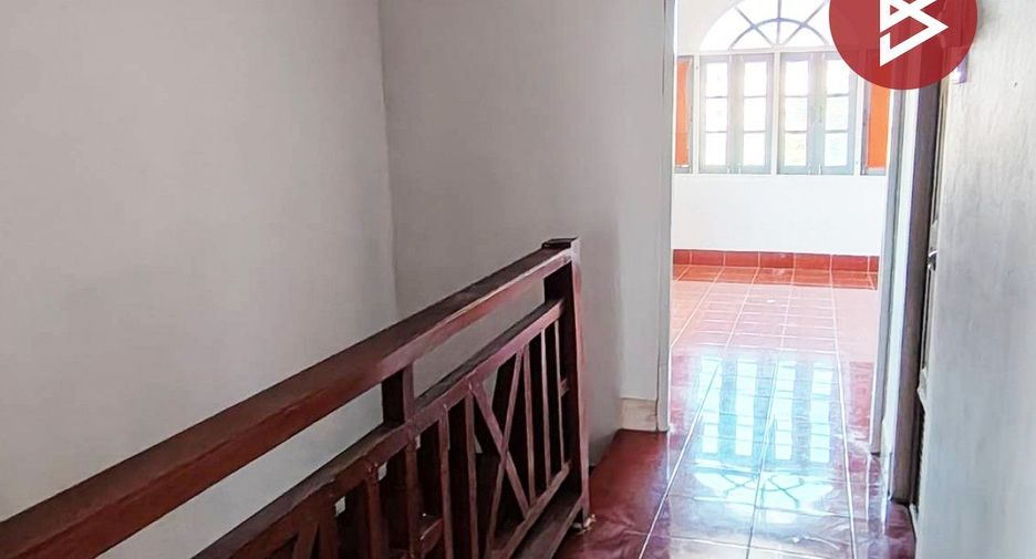 For sale 2 bedrooms townhouse in Mueang Samut Prakan, Samut Prakan